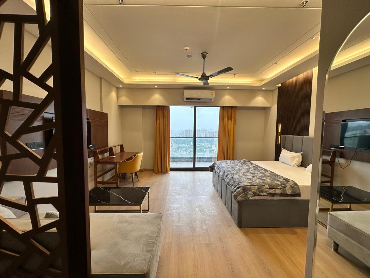 Urban Abodes Aparthotel Ghaziabad Ngoại thất bức ảnh